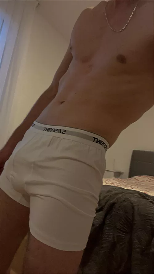 Idk why but i never gets likes in this 😏. Thats my last time trying 🤷‍♂️