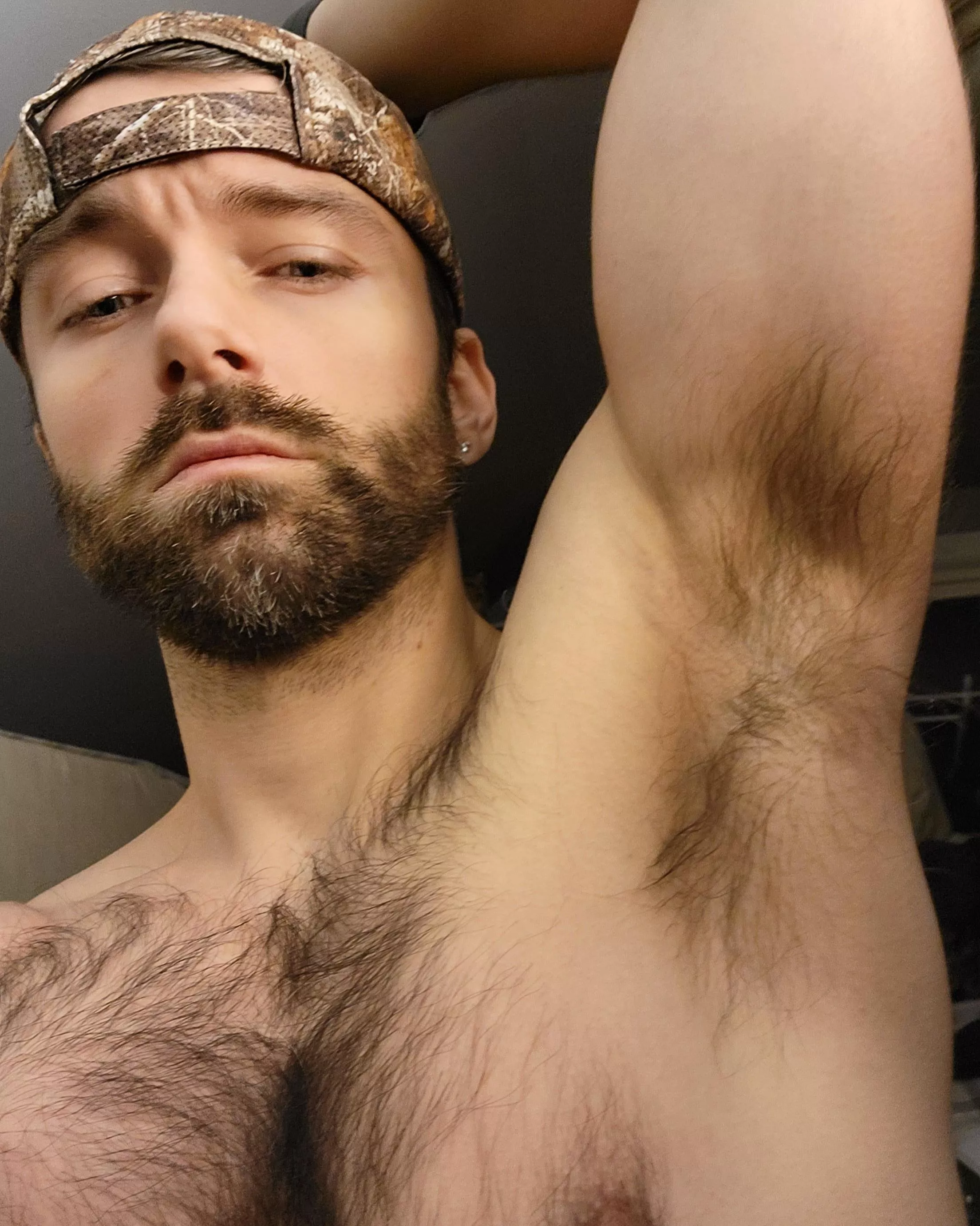 im like a pokemon, otter otw to a wolf