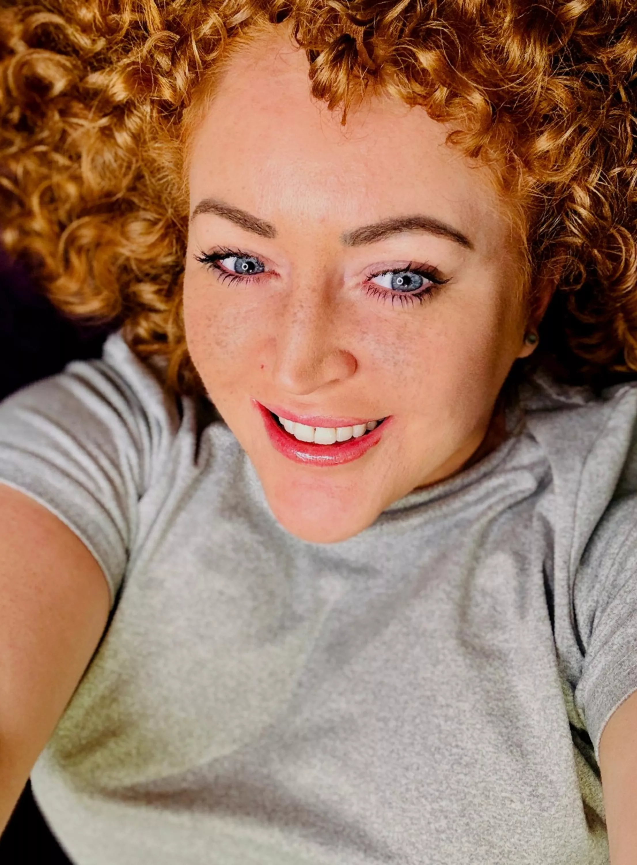 [IRTR] Once, someone asked me if you can feel freckled when you touch them and I thought that was really funny