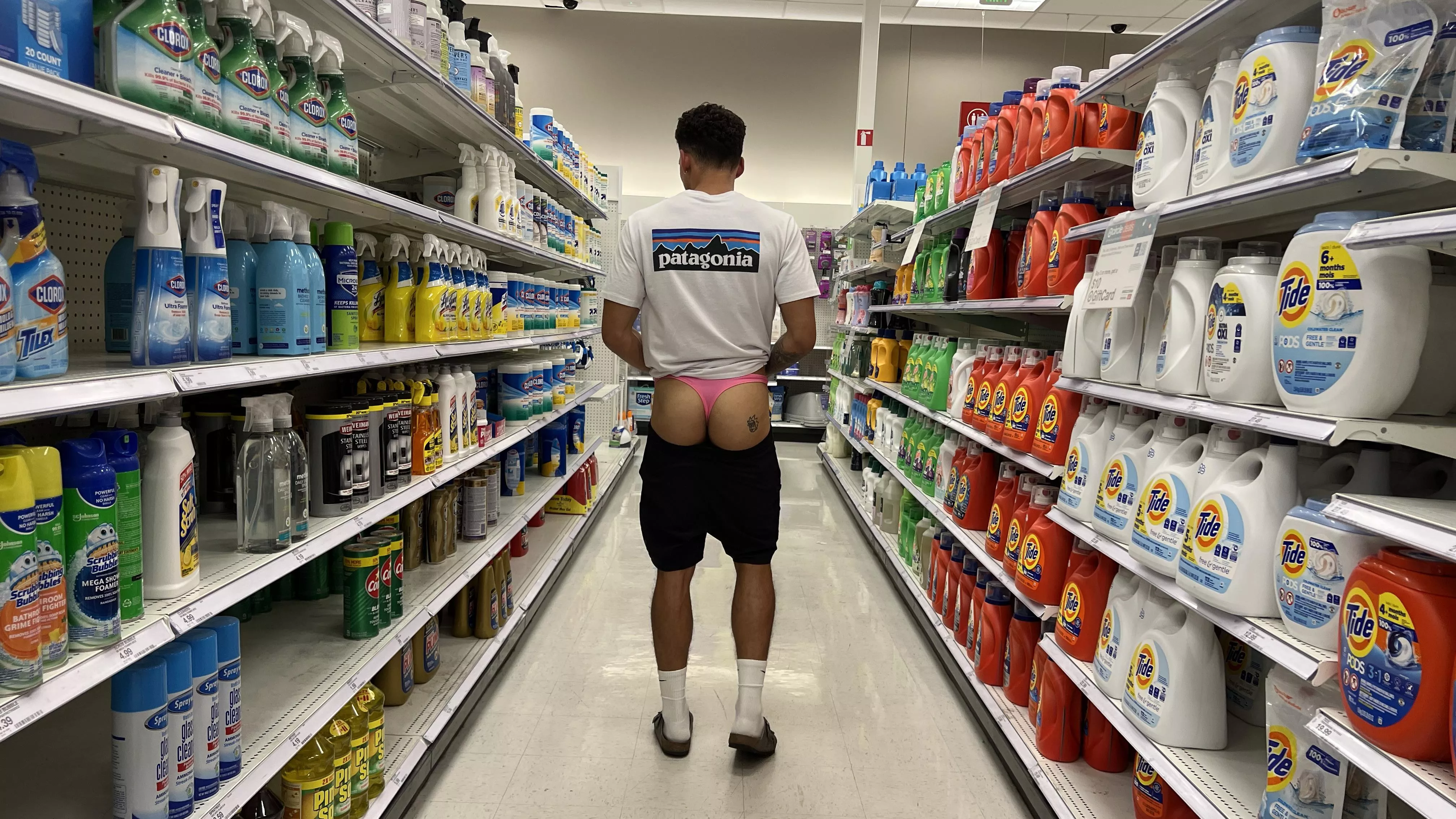 Alittle bit of a grocery store tease 😈