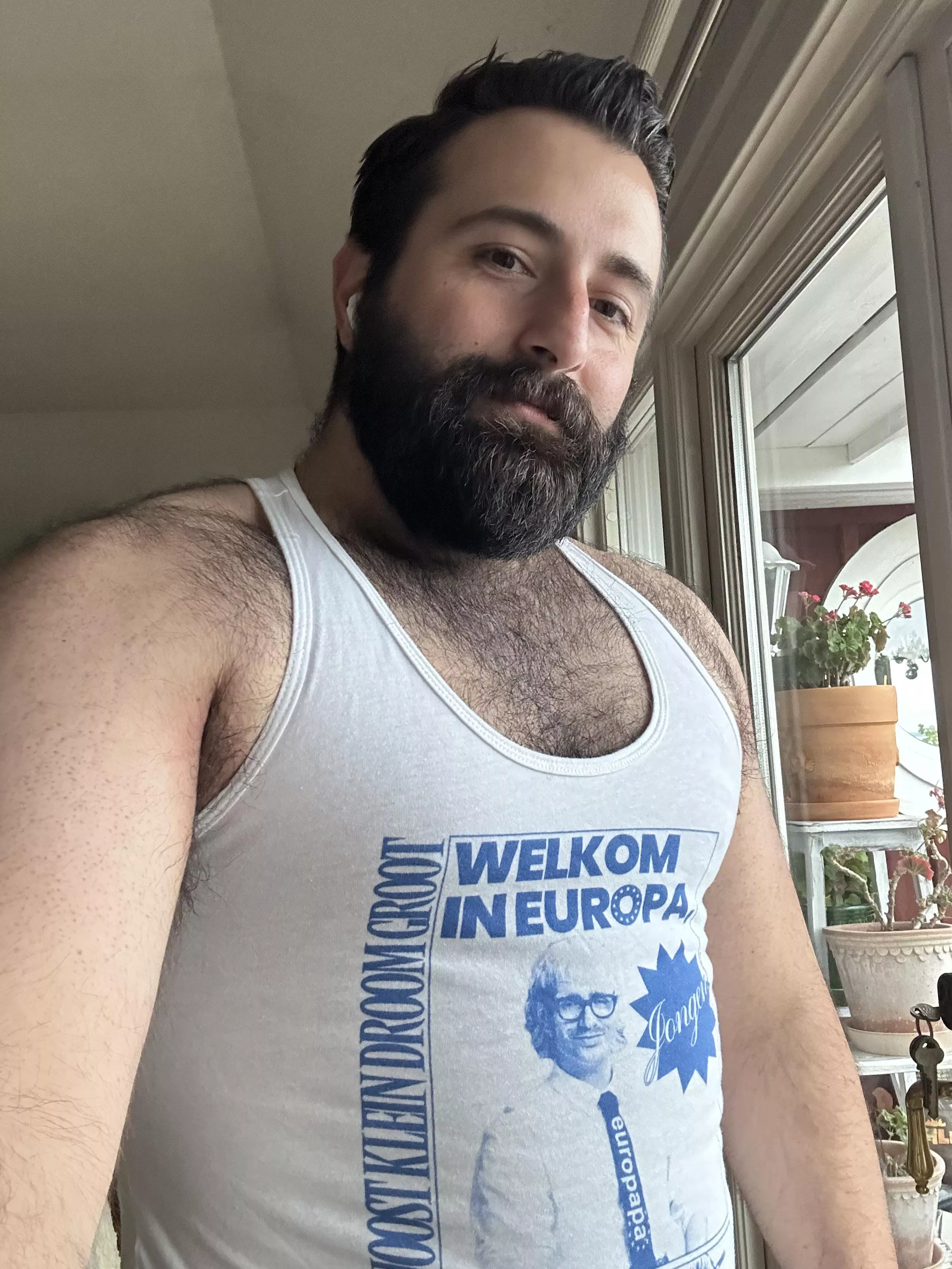 Anyone else going out this weekend?❤️ hope everyone is having fun! 🇸🇪