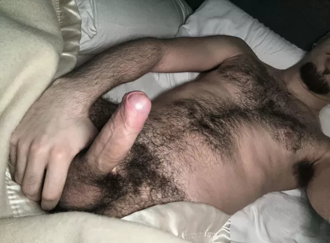 come and meet me in bed?😈