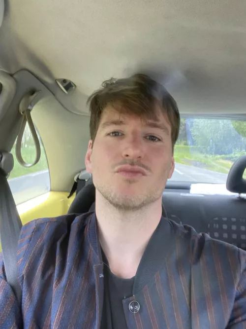 Don’t take selfies while driving 😜