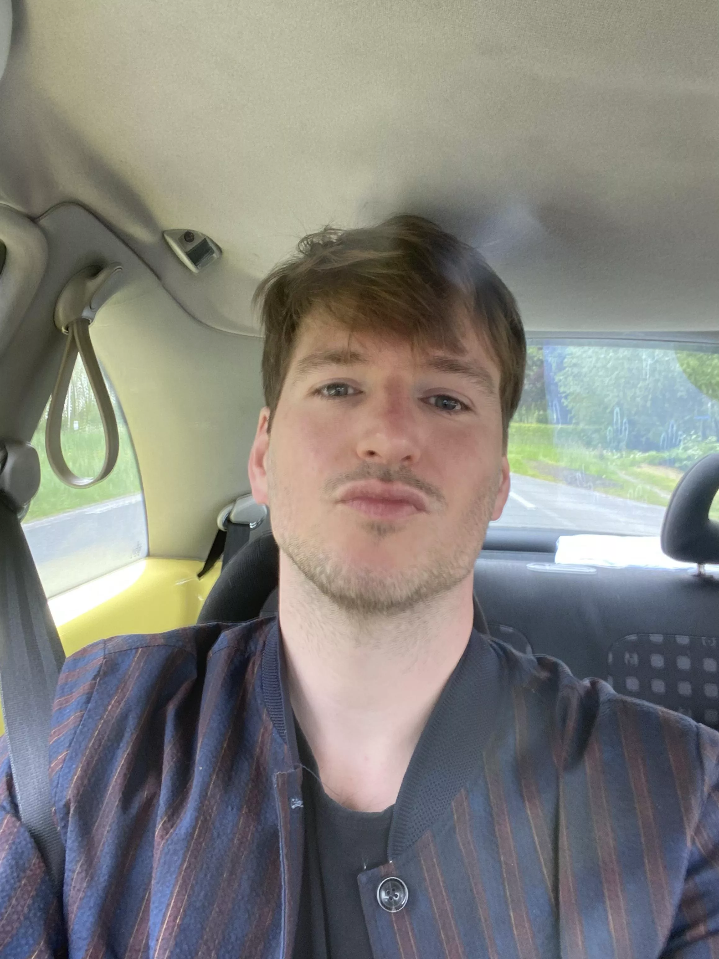 Donโt take selfies while driving ๐  Donโt take selfies while driving ๐