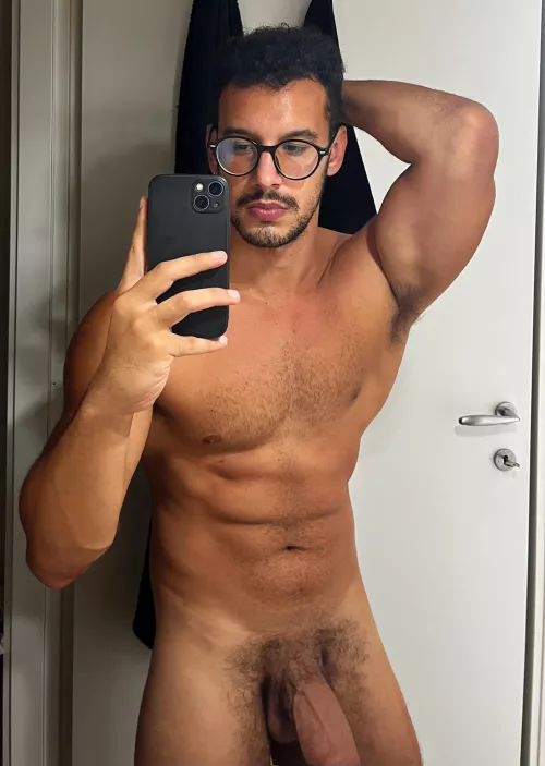 F*CK IT sending dick pics from my gallery to everyone who says hi