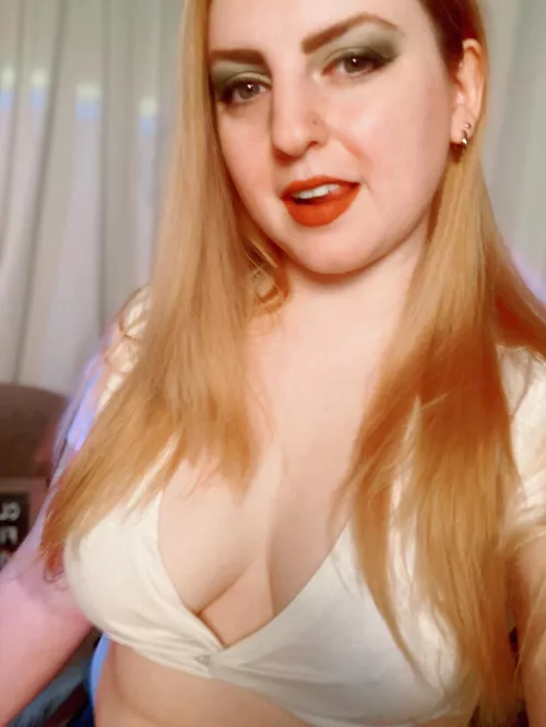 Feelin Frisky? Come play 💚