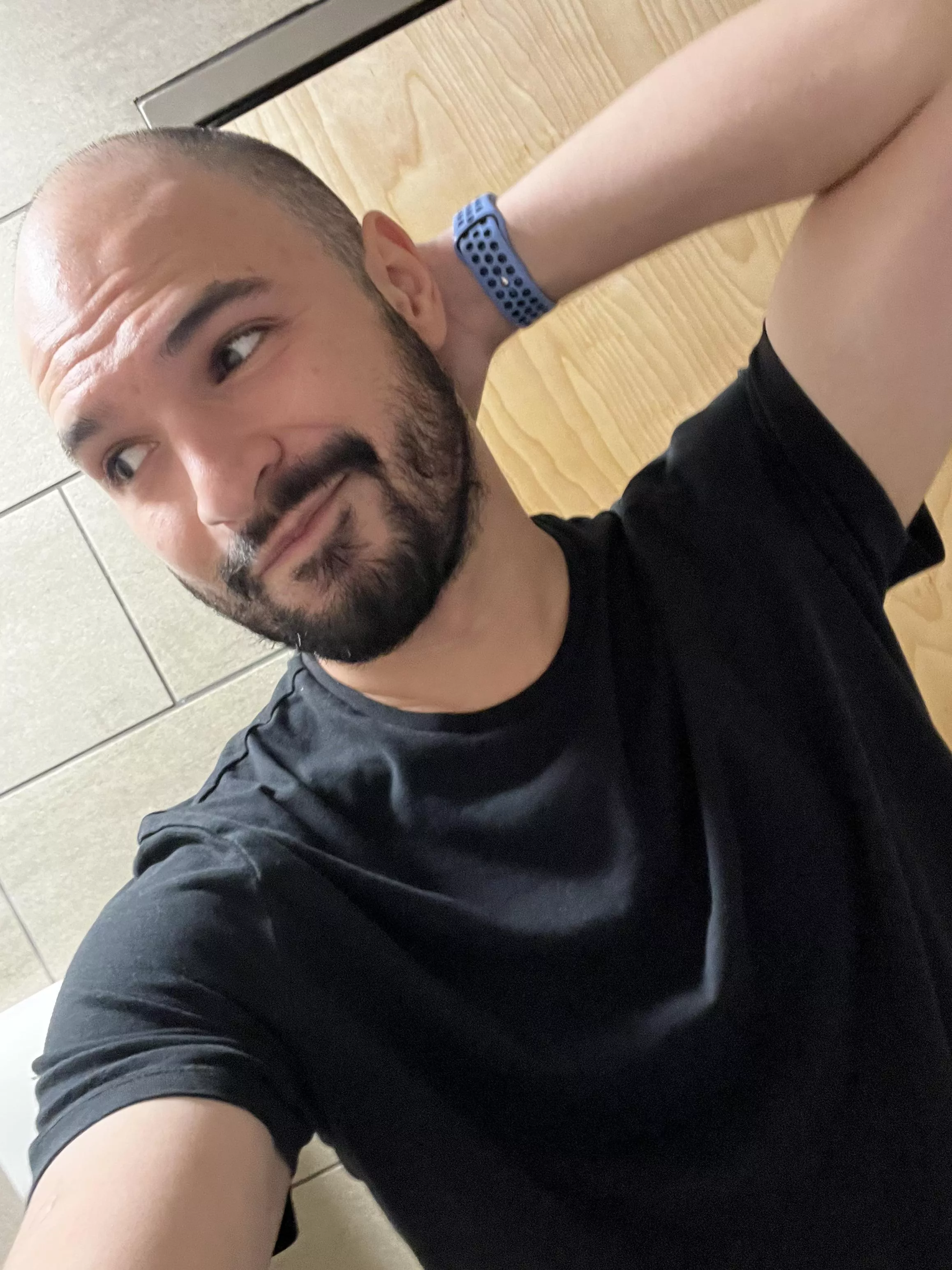 First time posting. How do you all have confidence in your pics?  First time posting. How do you all have confidence in your pics?