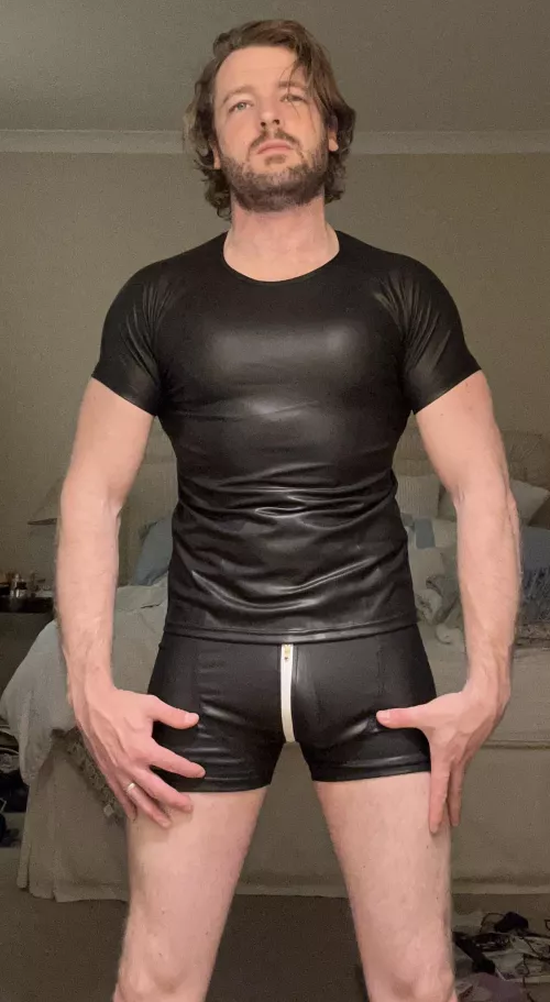 Hanging left today….. 