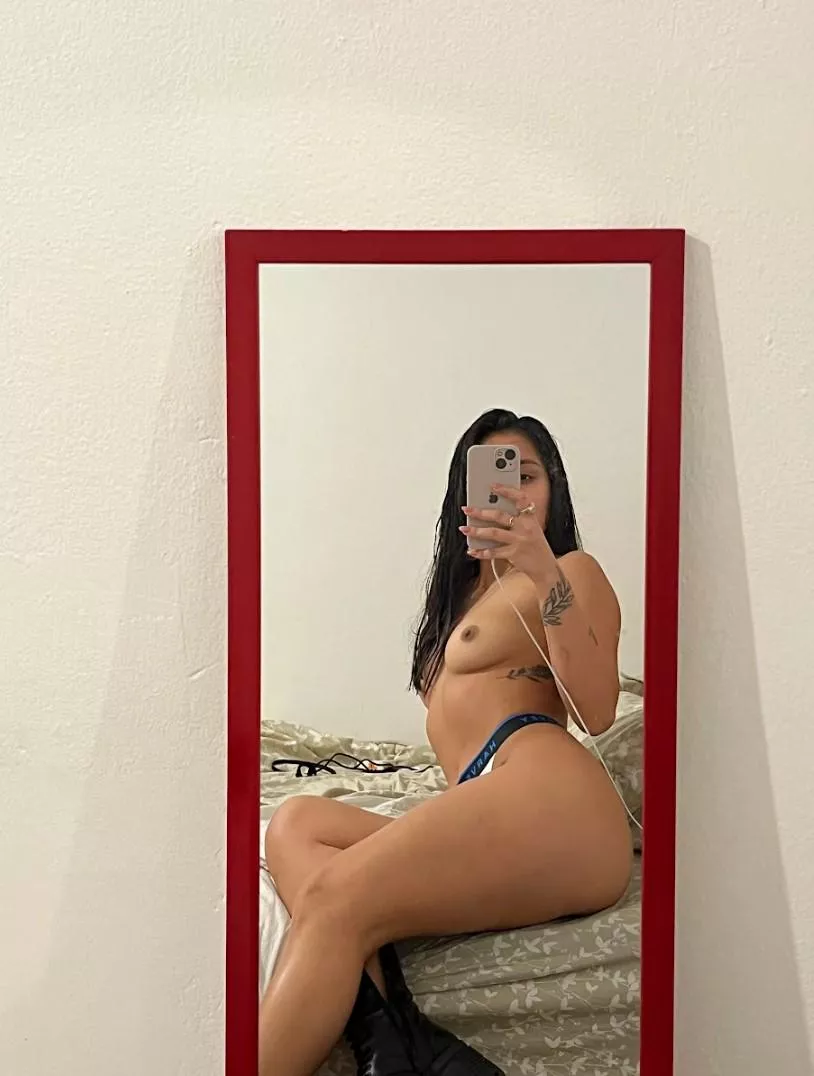 How thick do you like thighs?