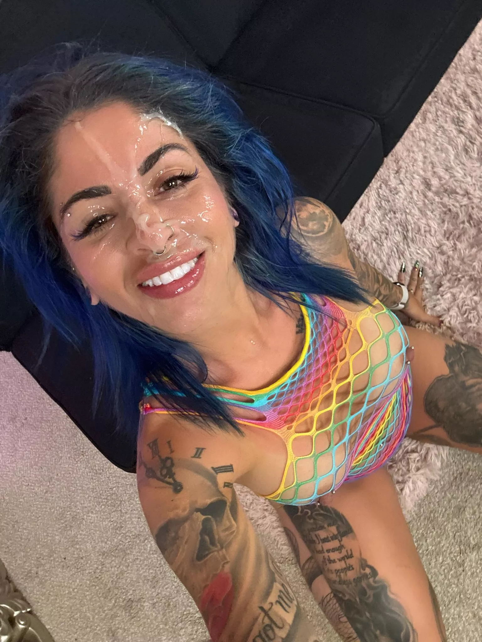 I need someone to explode an even bigger load on my face