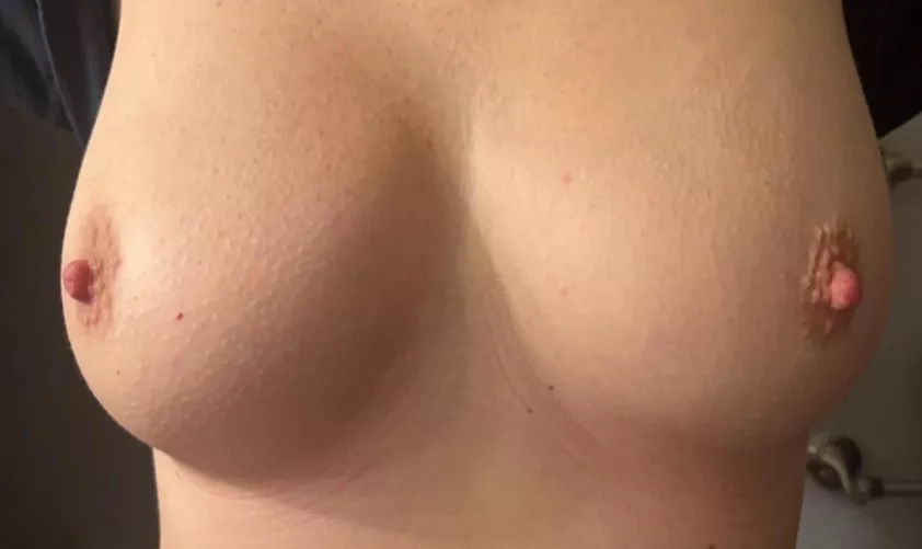 I’m back boys 😉 (f)32 who wants to see more?