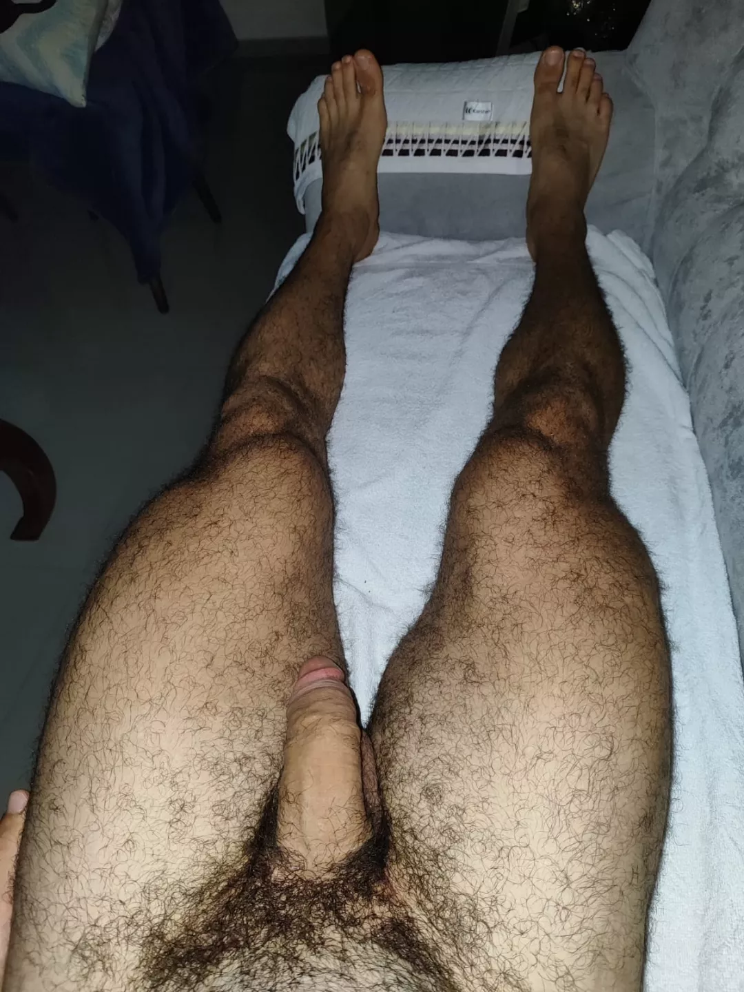 Meet me in the lockers i Will take You with me to My home