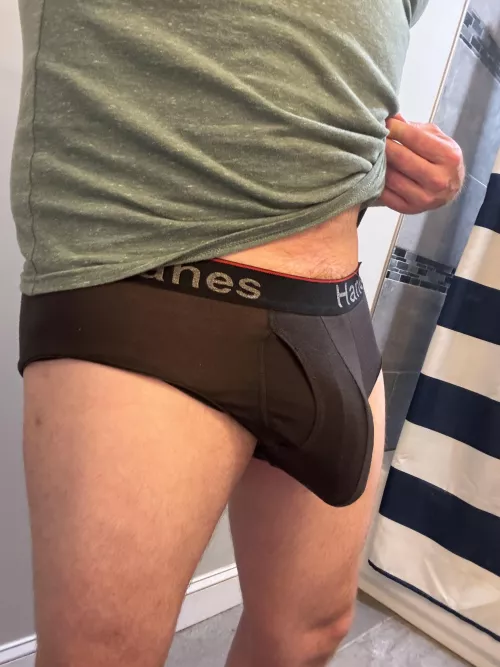 Really need to shower but I just love teasing my bulge (M35)