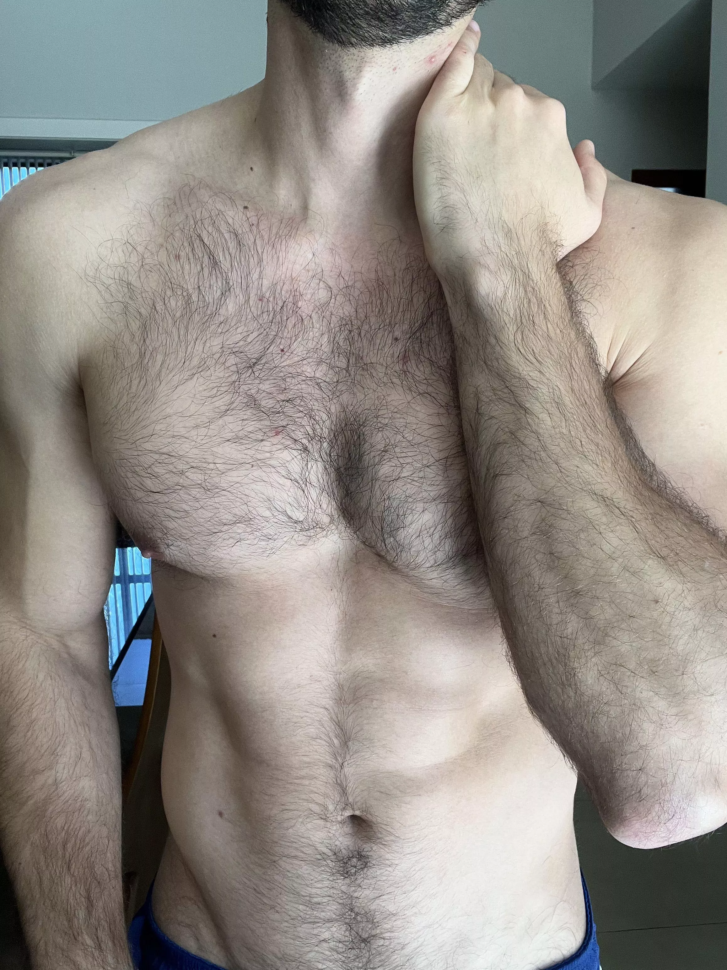 Should i trim the forearm bro? 🧐[24]