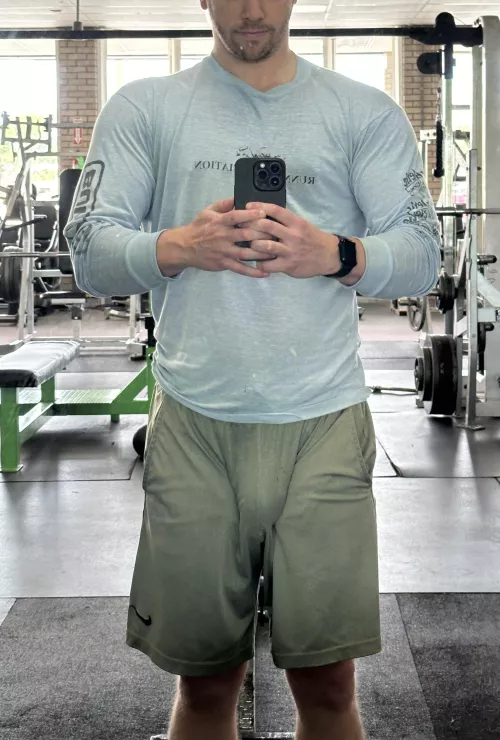 Everything bulging at the gym this morning..