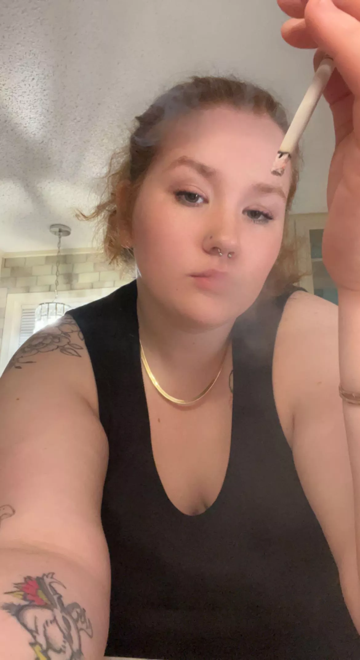 Sick of hearing im too pretty to smoke🙄