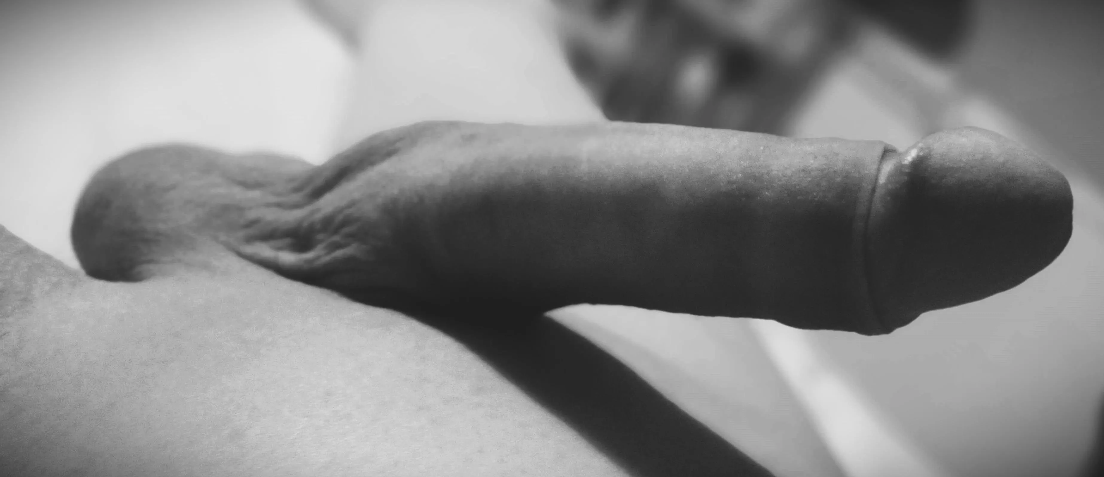 (49) Simply average and a little self conscious 