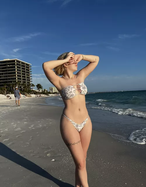 Can anybody rub some lotion on me?