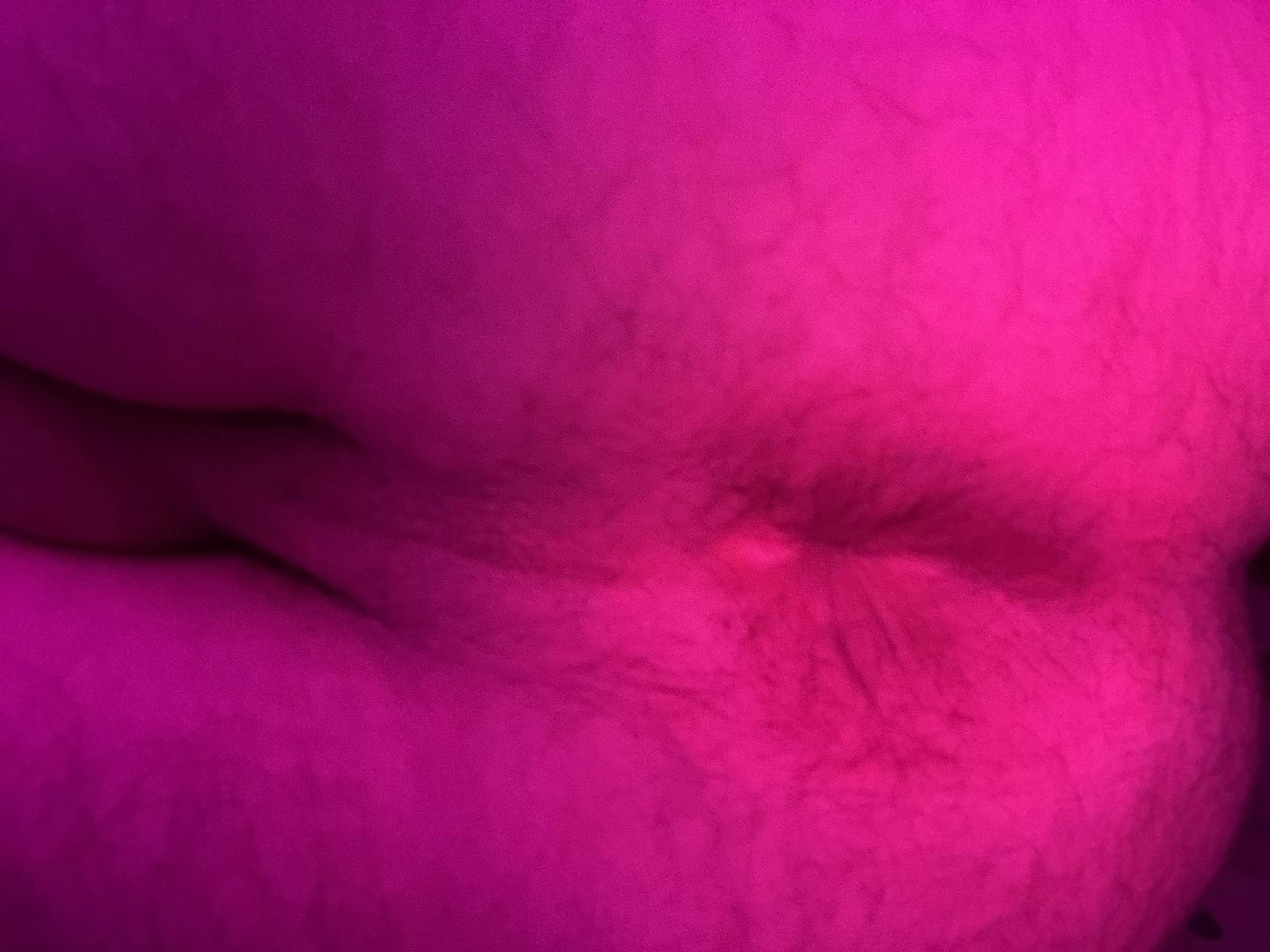 Can anyone Fuck me that lives in PA DM ME