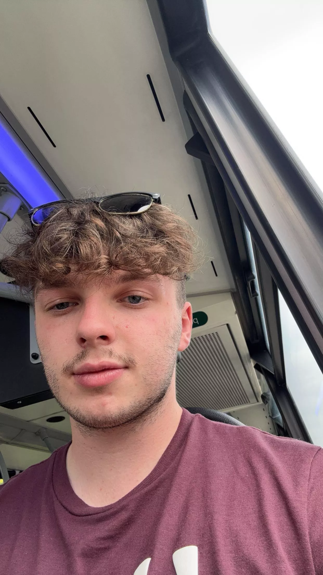 Fortnite and Overwatch Gaymer 😊