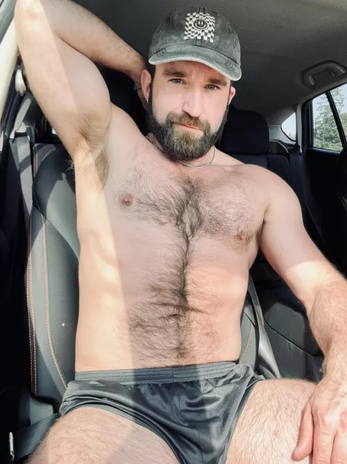 Get in there 👃👅