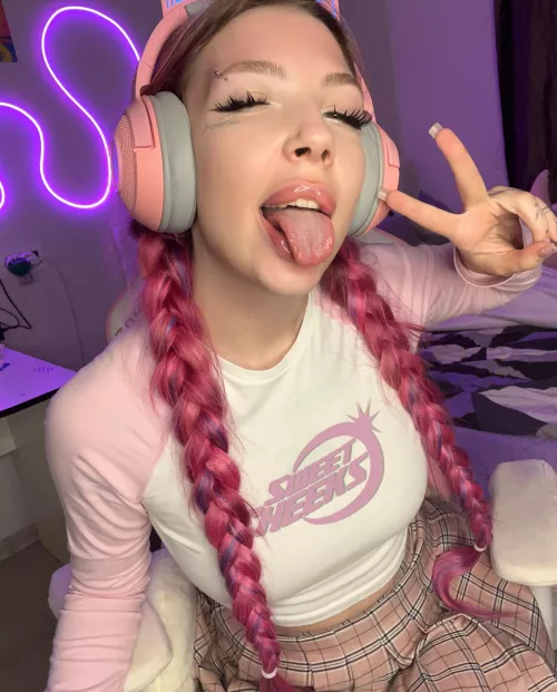 girl gamer is something very sexy