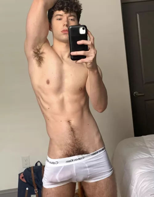 Haven’t worn deodorant all week would you still wanna sniff my pits?