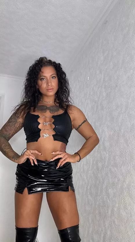 Is this okay to wear on our first date?