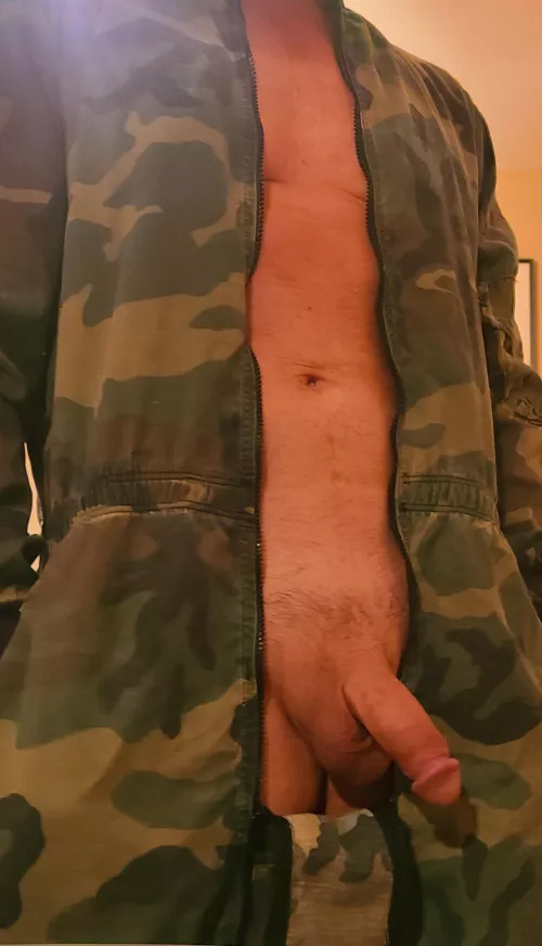 Off duty, now come take this off 