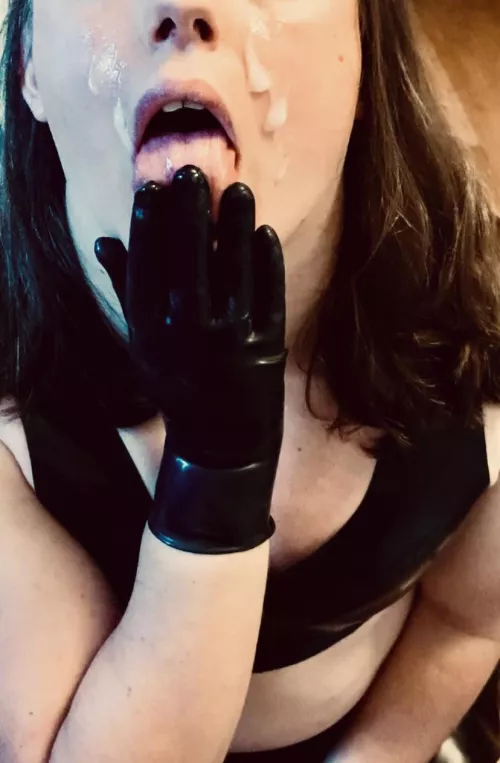 POV: I’ve just made you cum on my face with my latex gloves… latexgloves94