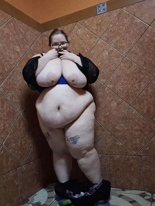 Primal fucks and creampies