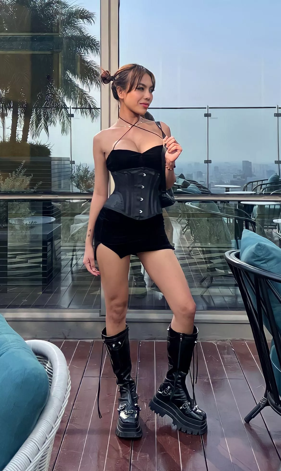 What if we were neighbors? What would be the daily surprises?