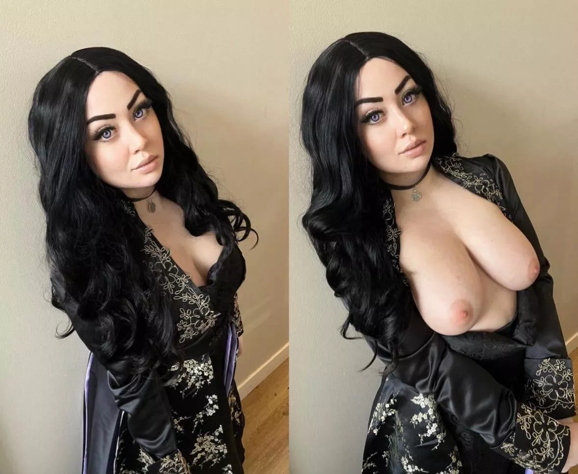 Yennefer of Vengerberg [The Witcher] (Twobrattycats)
