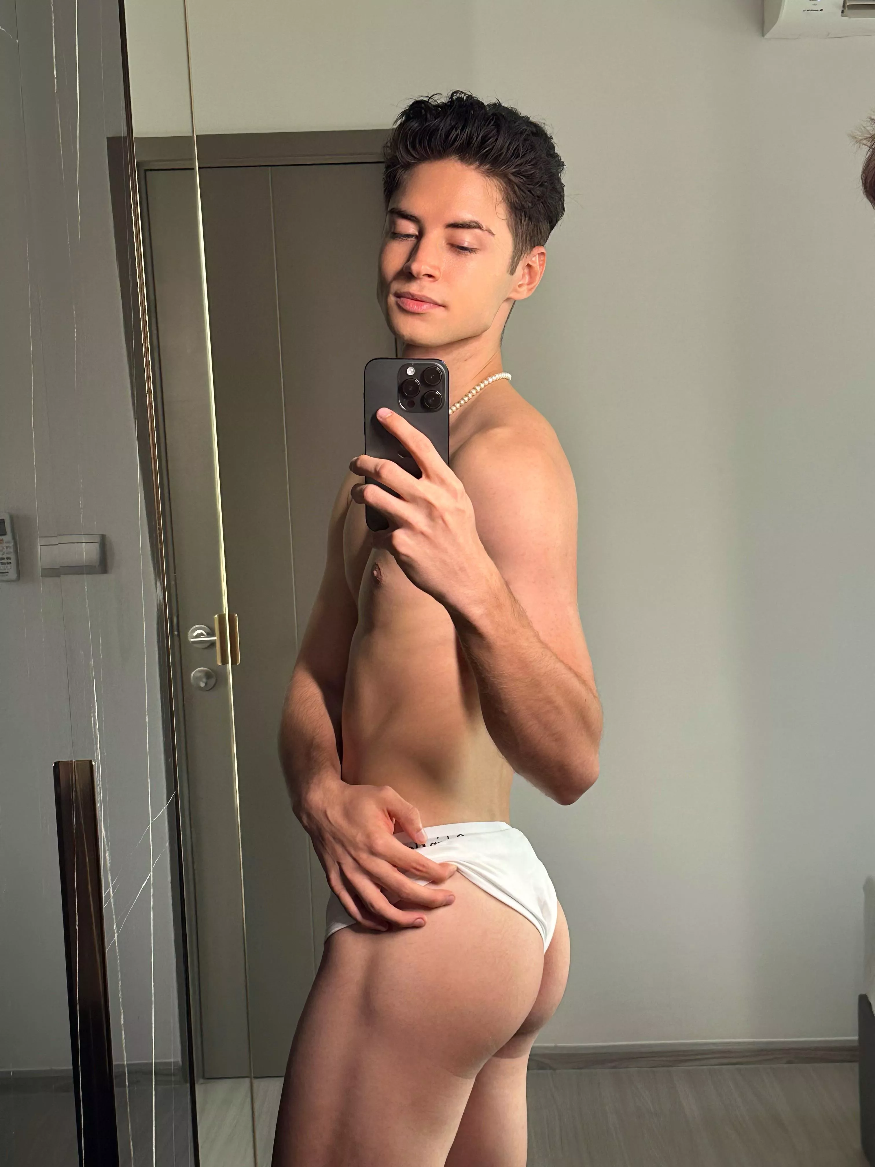 You like this view?👀