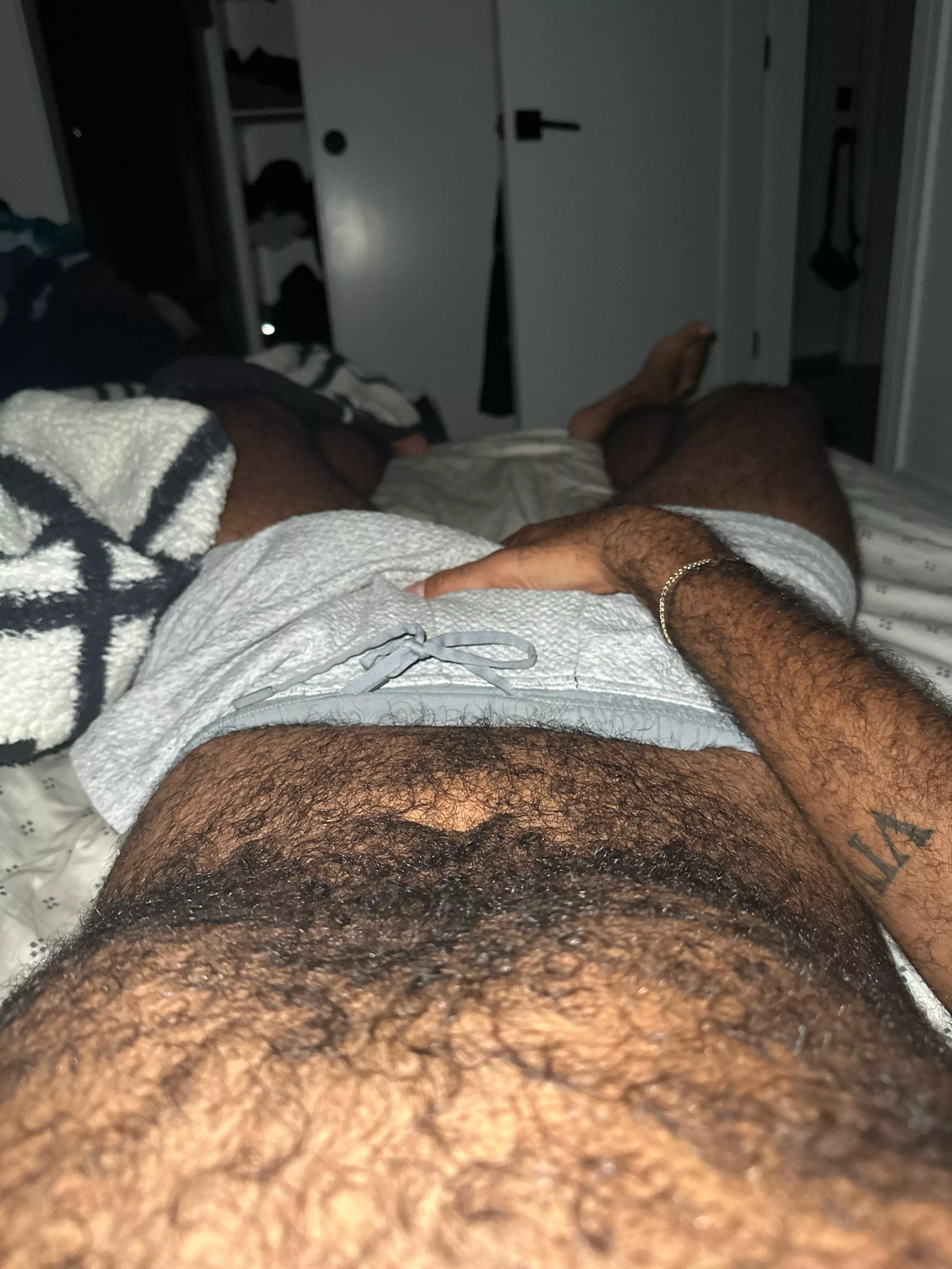 26 hmu chill bros Paul.g201