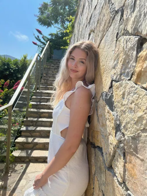 can i wear this for a night out?🙈 (i dont want to look underdressed..)