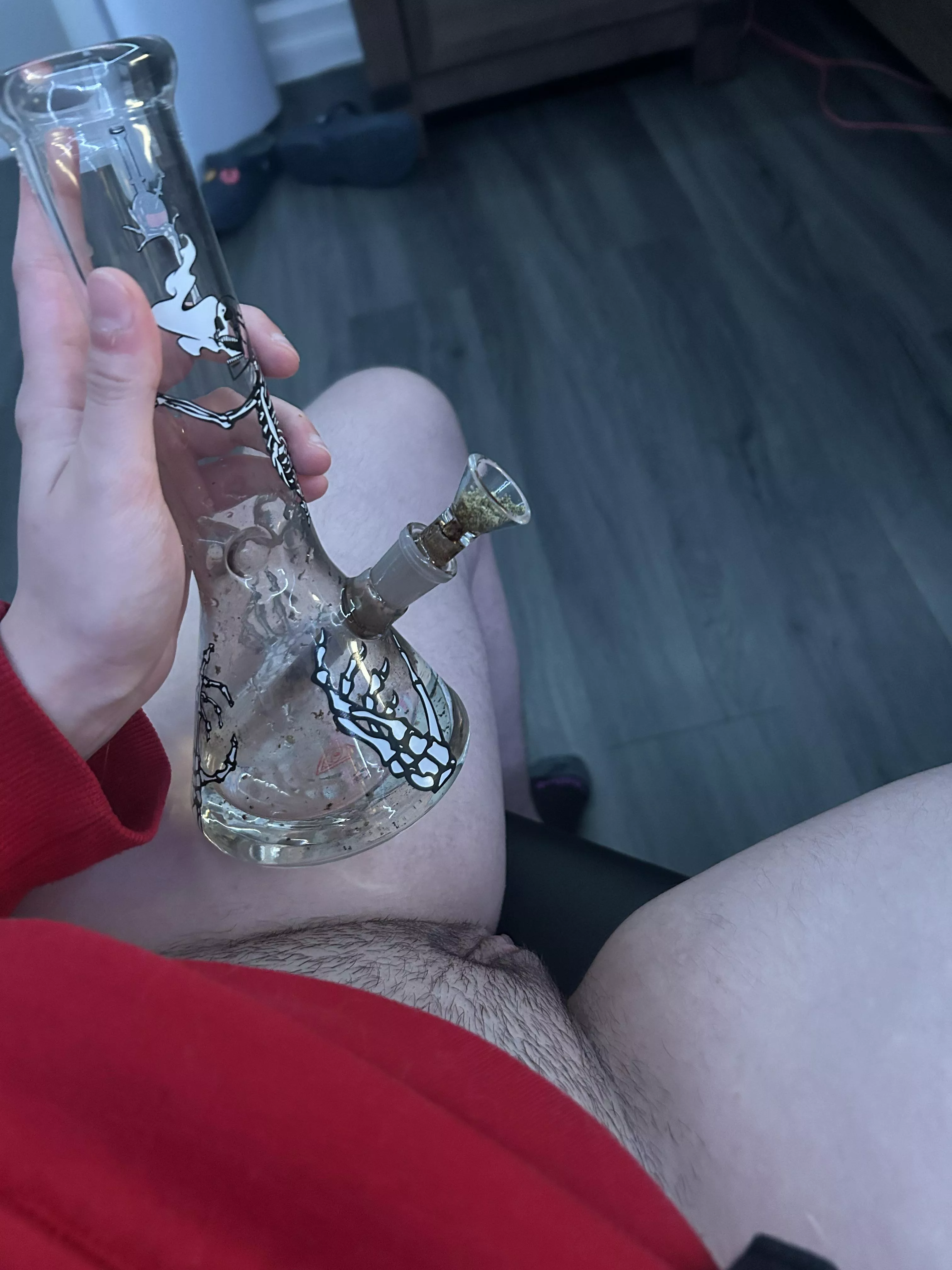 [ftm] your local budtender is in need of being serviced ;) 