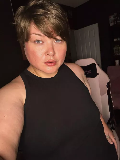 Hi :) I’m Yuni 🥰