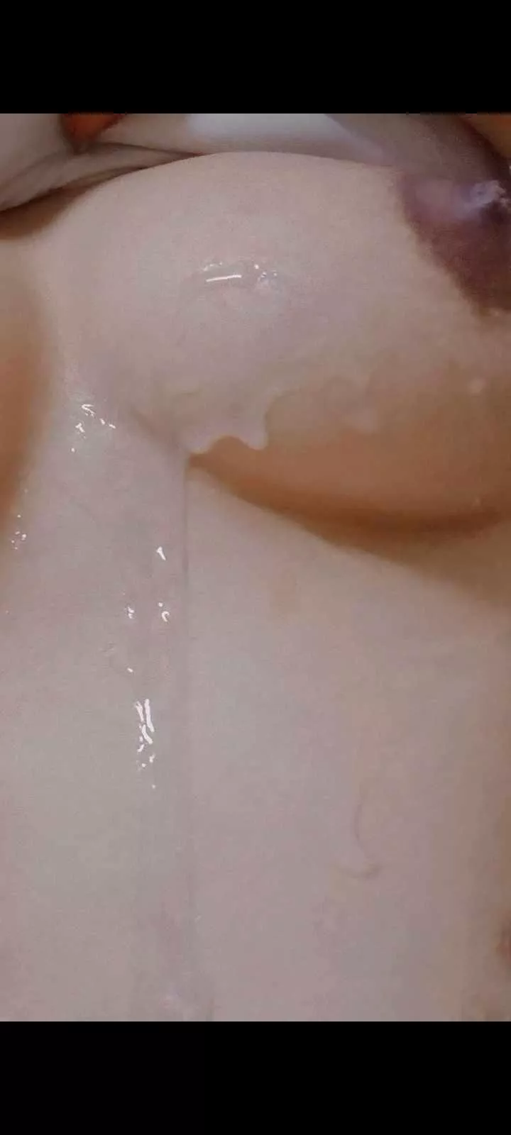 My new experience with my Gf,she surprised me with a shower of cumshot from a stranger she met!