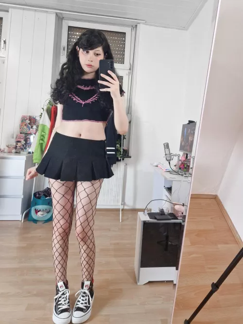 Normalize boys being pretty 💕