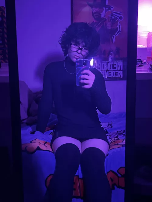 Uhhhhh errrr meow :3✨🖤