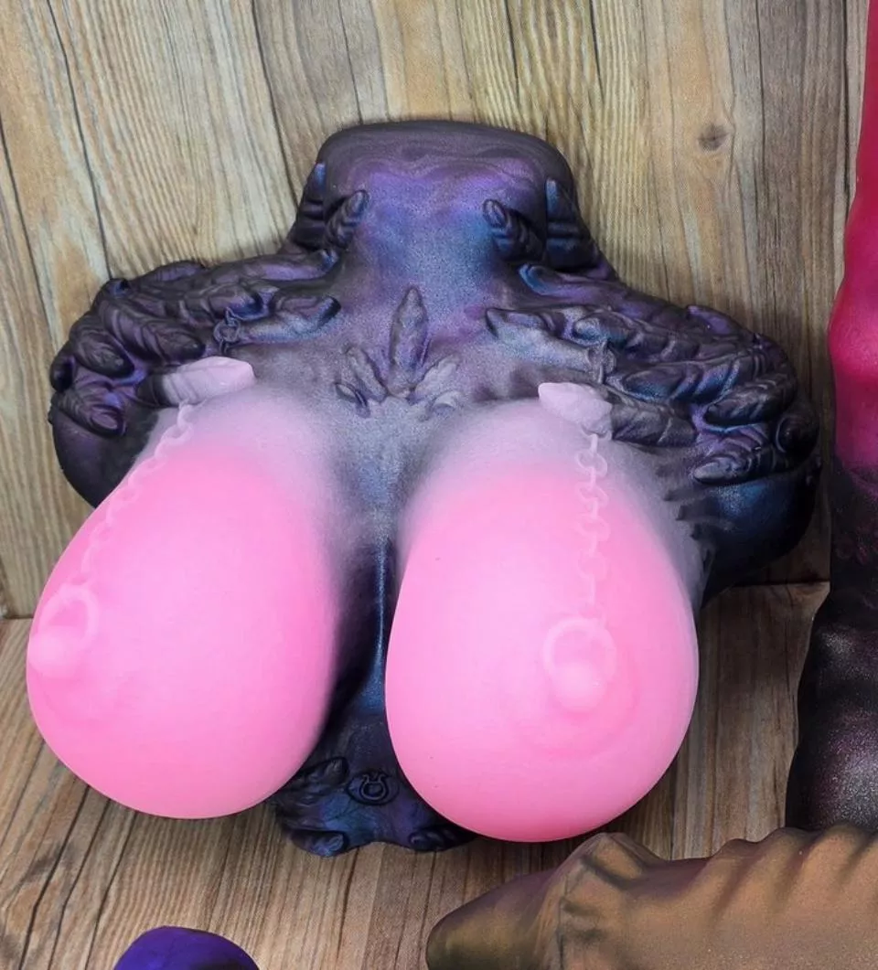 wandering bard harpy bust