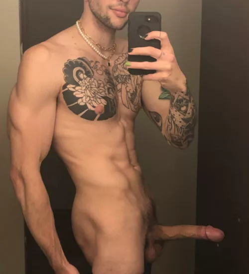 what do u say when ur homie sends a pic and u open this