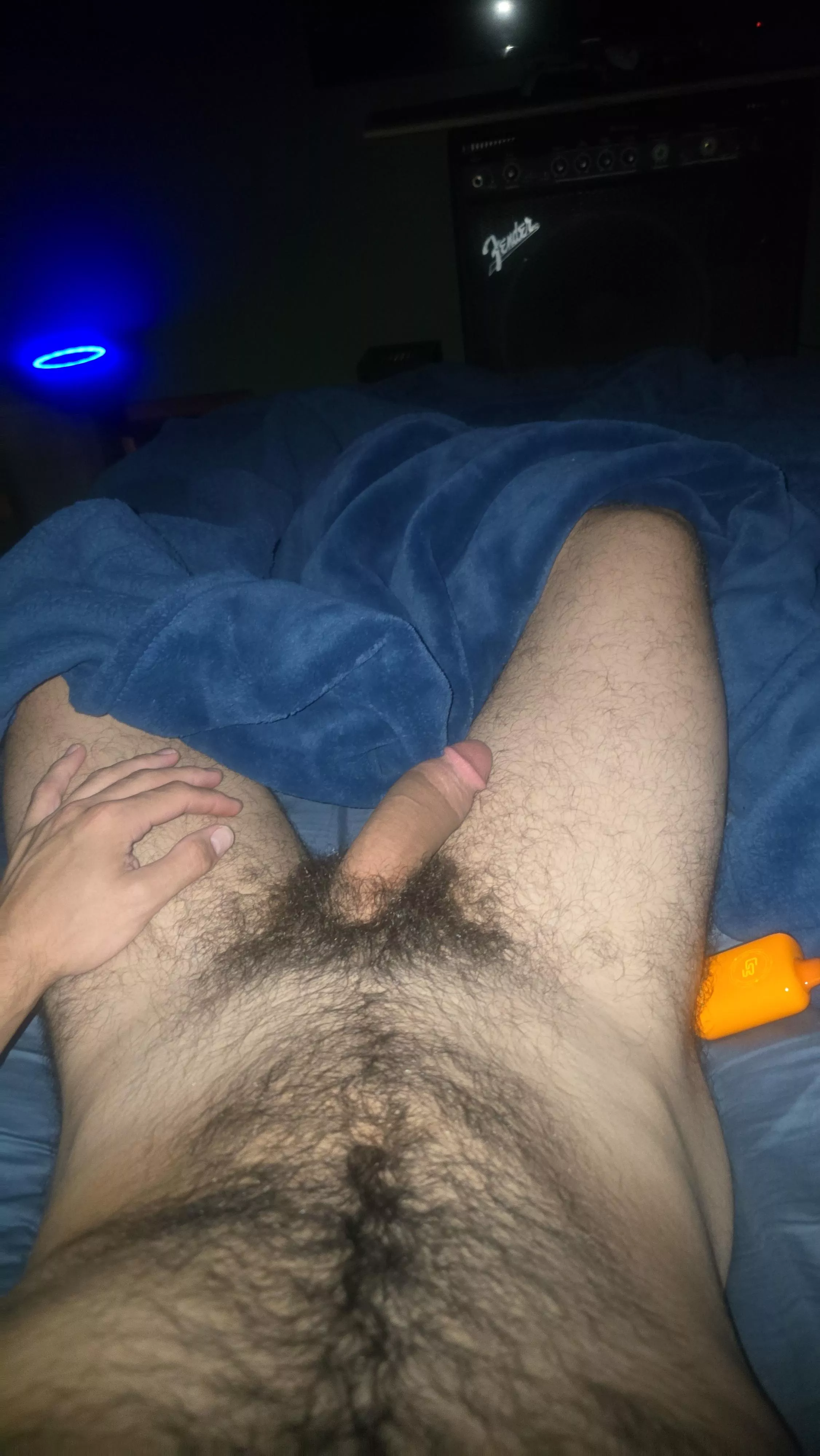 23m hairy bros with beards hmu chip0817