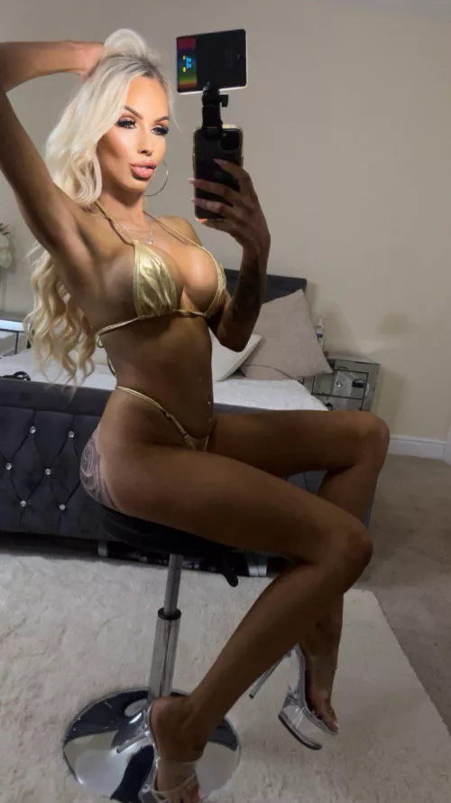 I know you can handle your bimbo in a gentle way.