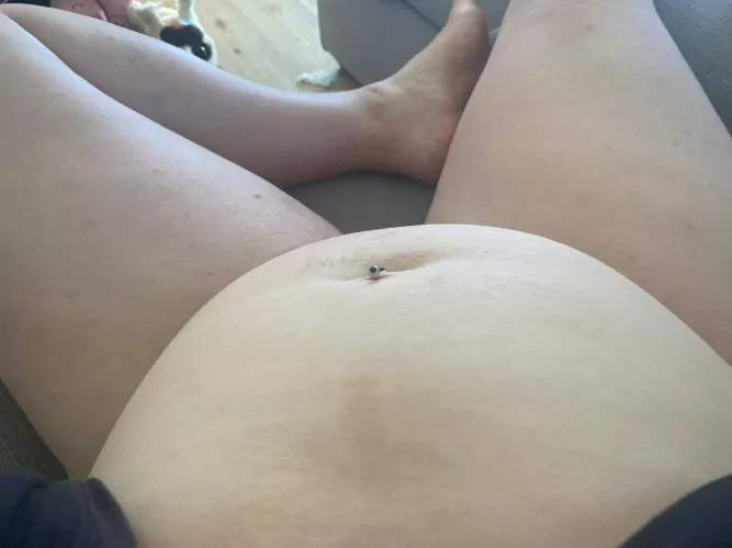 This weekend I’m running a sponsored stuffing day! Who wants to help me grow this belly!!