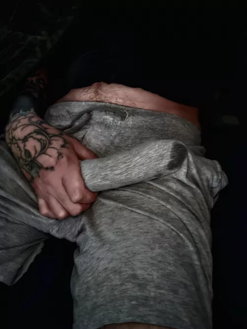 Time for Dad to stop texting you, and get ready for work... (49)