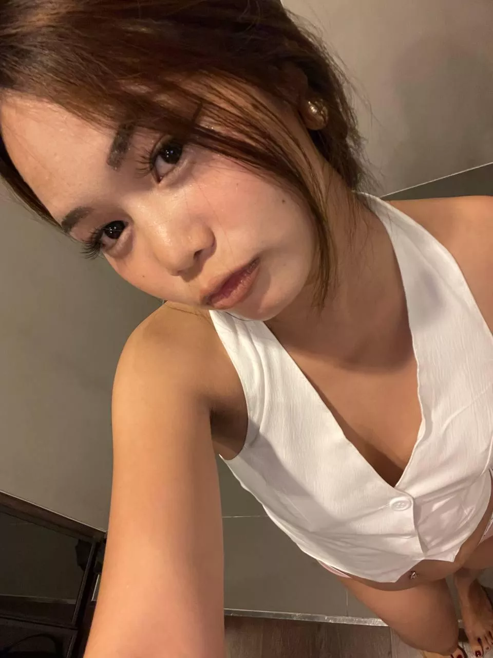 Yes, im a real asian and yes I can deepthroat