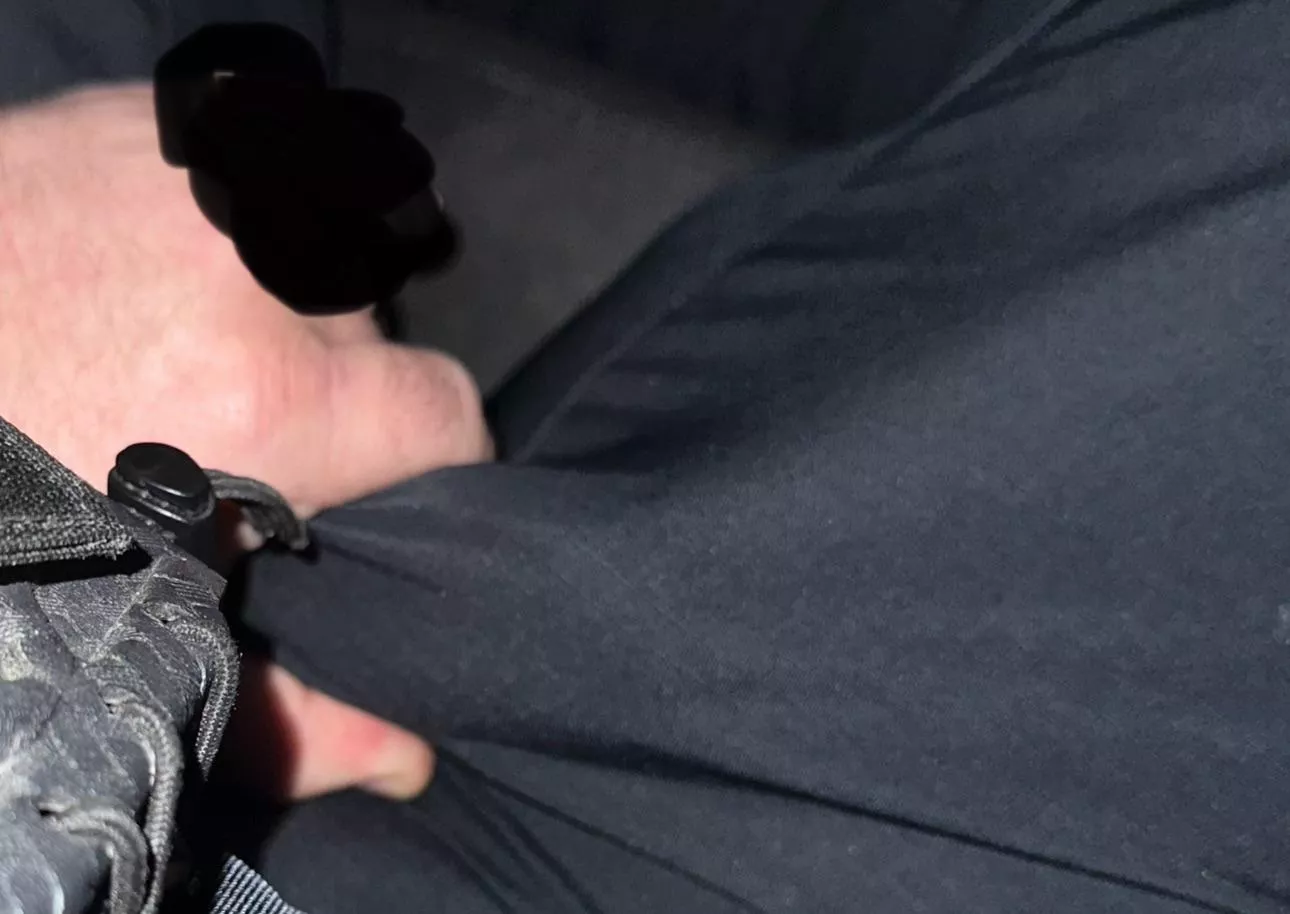 40 Police Officer, I’m bored