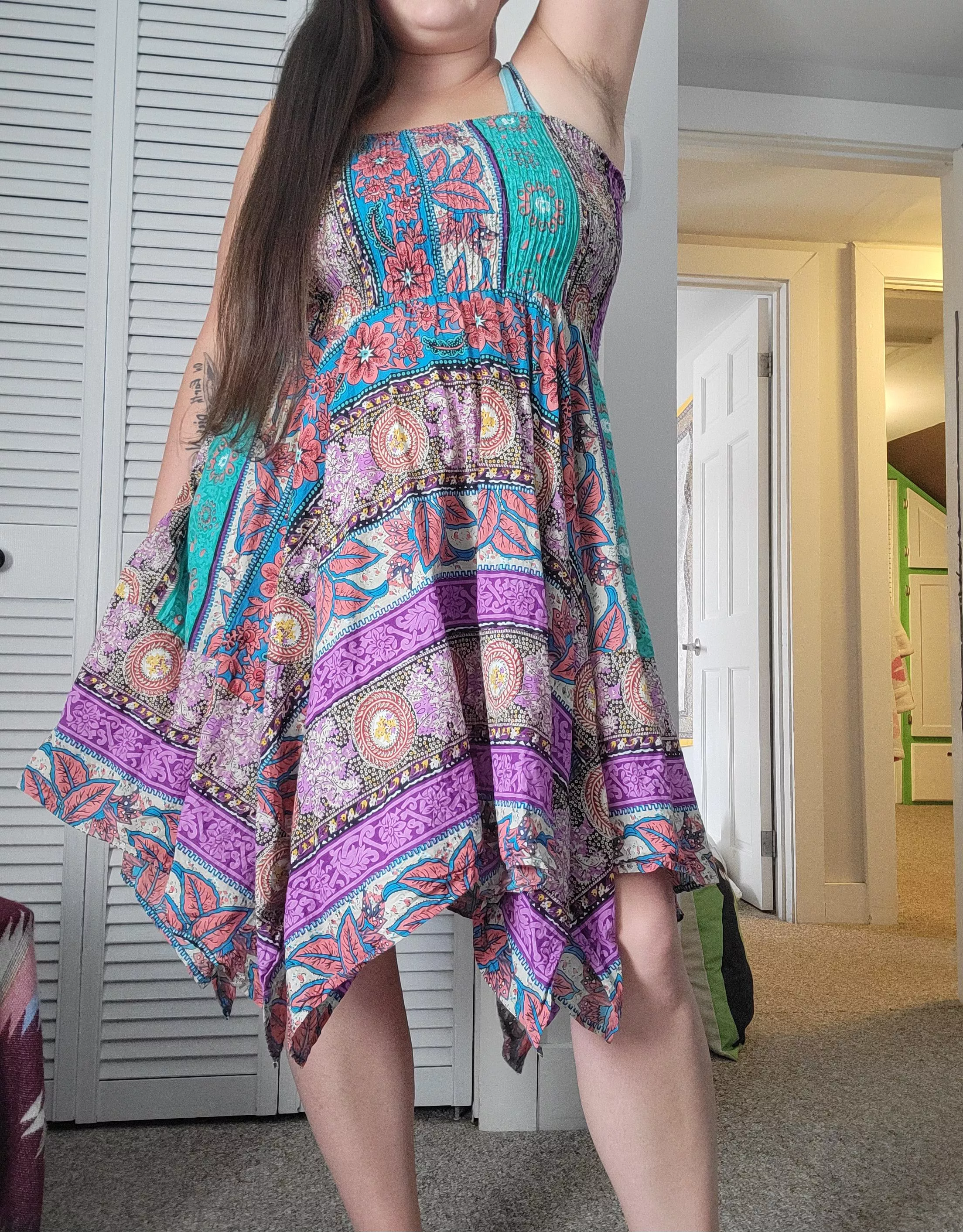 Airing out my pits on this hot day 